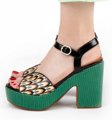 DEDE GREEN CHiE MIHARA sandals