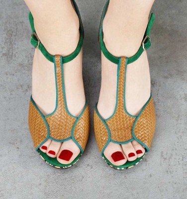 KEDUNI GREEN CHiE MIHARA sandals