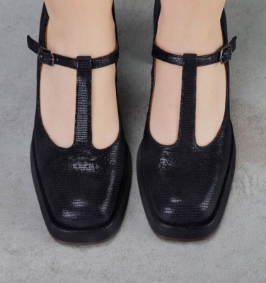 KAIME NAVY CHiE MIHARA chaussures