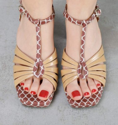 GALTA NUDE CHiE MIHARA sandals