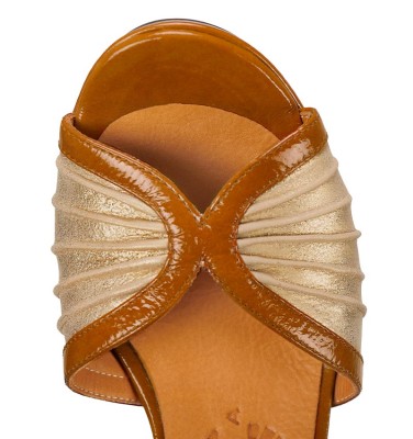 KARICIA GOLD CHiE MIHARA sandals