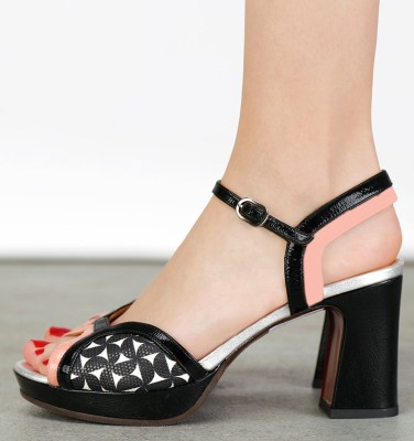 KENY BLACK CHiE MIHARA sandals