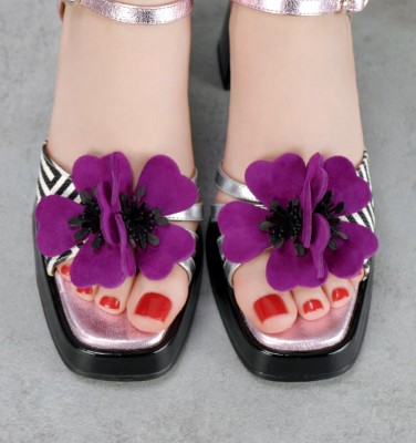 NASSUN BLACK & WHITE CHiE MIHARA sandals