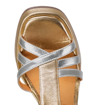 ZICO GOLD CHiE MIHARA sandals