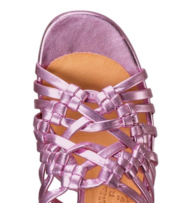 BEIJING PINK CHiE MIHARA sandals