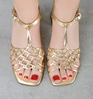 LANTES GOLD CHiE MIHARA sandals