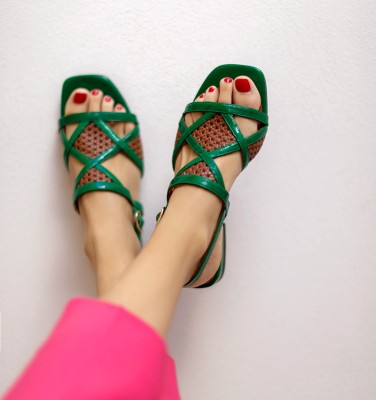 TASSI GREEN CHiE MIHARA sandals