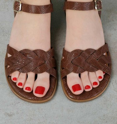 WAGAU BROWN TOP 10 CHiE MIHARA sandals