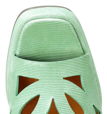 NATU GREEN CHiE MIHARA shoes