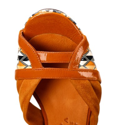 CIELO BROWN CHiE MIHARA sandals