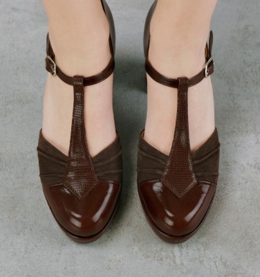 DAJUD BROWN CHiE MIHARA shoes