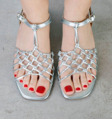 TANTE BLUE CHiE MIHARA sandals