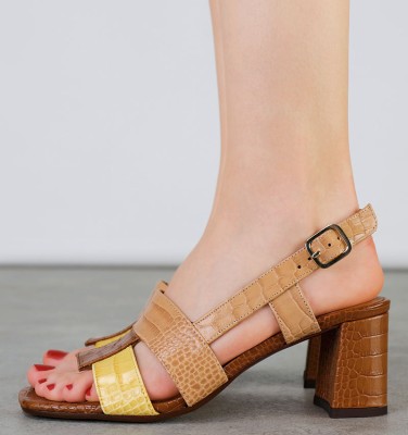 LYZA NUDE CHiE MIHARA sandals