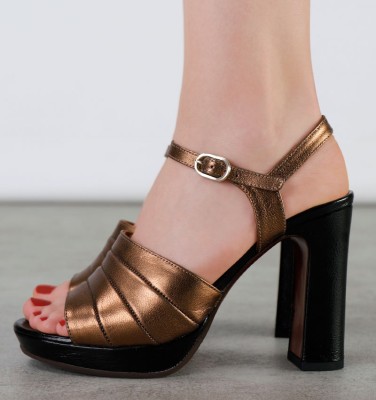 CEBERANO COPPER CHiE MIHARA sandals