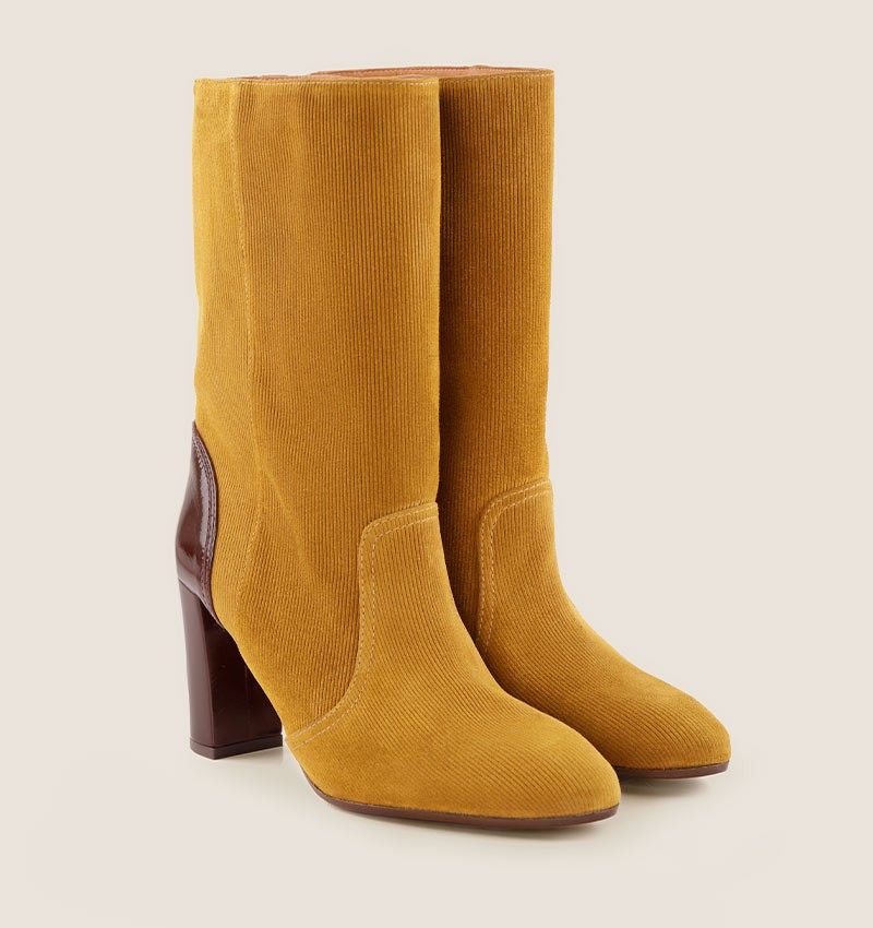 EBITA OCHER CHiE MIHARA boots