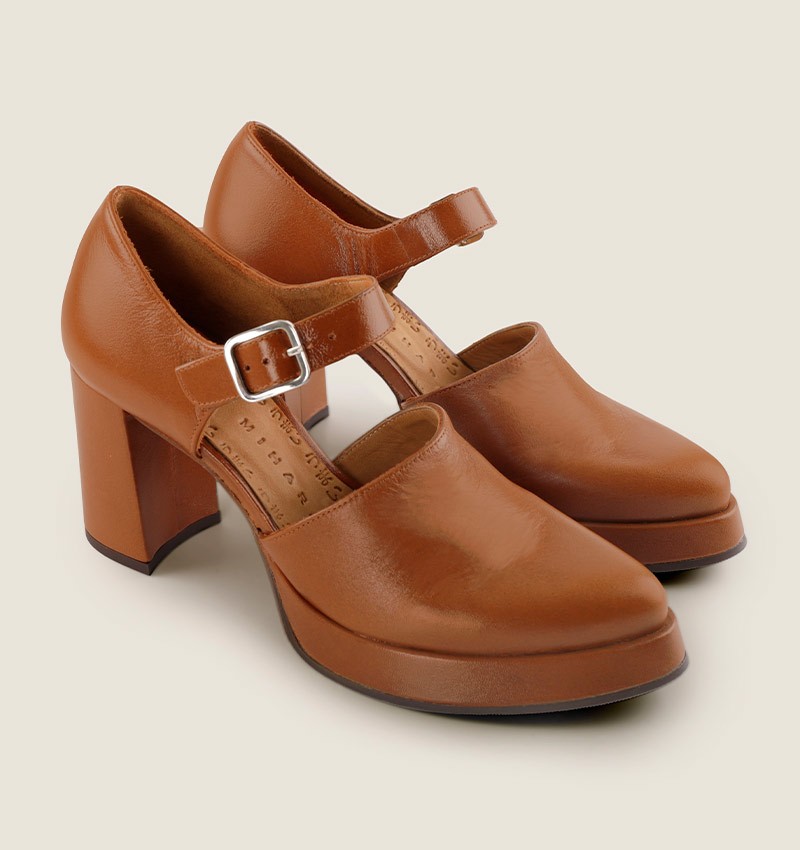 FACET BROWN CHiE MIHARA zapatos