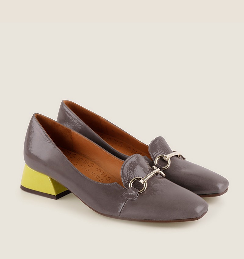 HAITI GREY CHiE MIHARA shoes