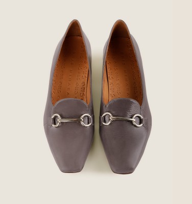 HAITI GREY CHiE MIHARA shoes