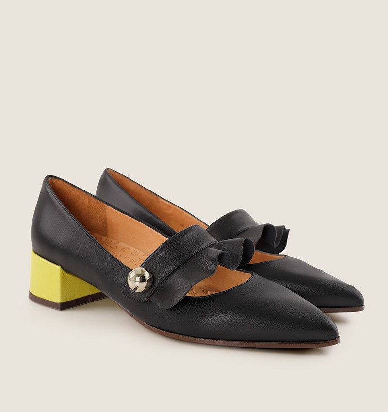 JAKARTA BLACK CHiE MIHARA shoes