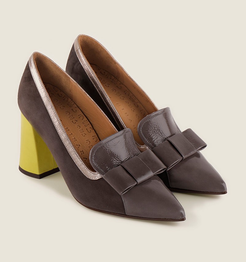 LUNARES GREY CHiE MIHARA shoes