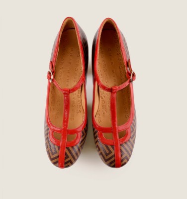 MAKUN BROWN CHiE MIHARA shoes