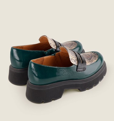 QAZULA GREEN CHiE MIHARA shoes