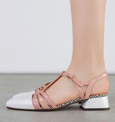 HESALI WHITE CHiE MIHARA shoes