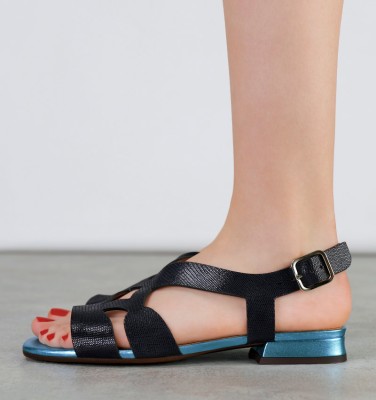 TAINI BLUE CHiE MIHARA sandals