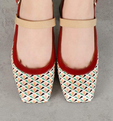 VOYAGE PINK CHiE MIHARA zapatos