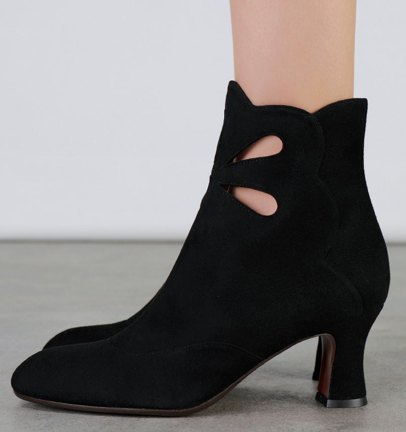 AURA BLACK CHiE MIHARA botas