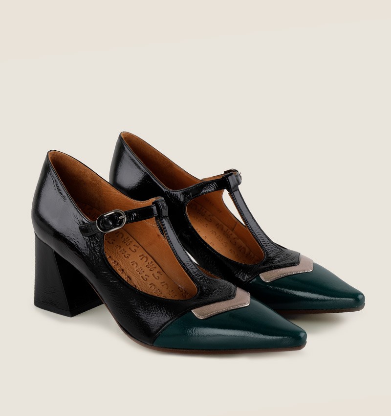 AUMI BLACK CHiE MIHARA chaussures