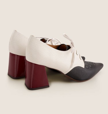 AYZU BLACK & WHITE CHiE MIHARA shoes