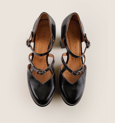 DACCA BLACK CHiE MIHARA shoes