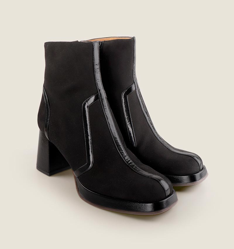 KAJAK BLACK CHiE MIHARA bottes