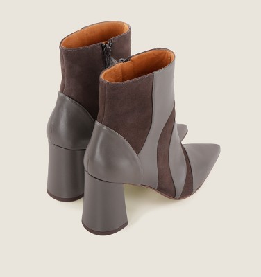 LUPESA GREY CHiE MIHARA boots