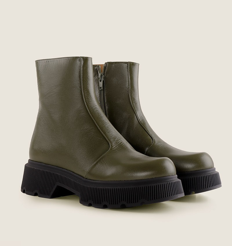 QASHU GREEN CHiE MIHARA botas