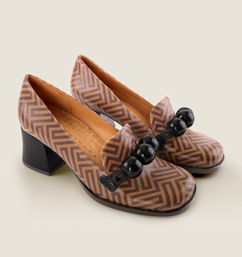 TAMARU BROWN CHiE MIHARA zapatos