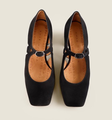 VYSTA BLACK SUEDE CHiE MIHARA shoes