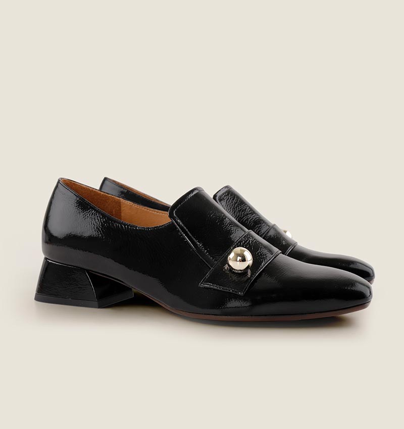 HELLIN BLACK CHiE MIHARA shoes