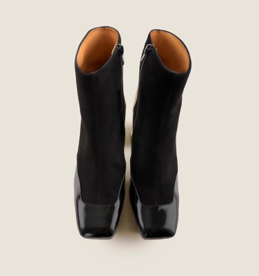 OYGA BLACK CHiE MIHARA boots