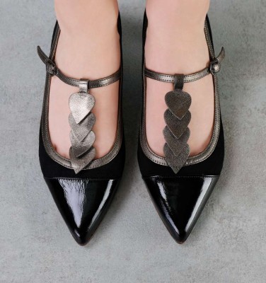 HETUSE BLACK CHiE MIHARA shoes