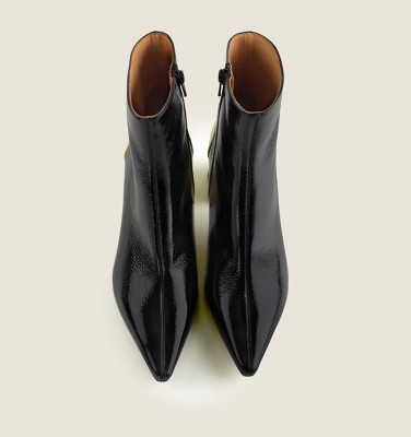 AYEMI BLACK CHiE MIHARA boots