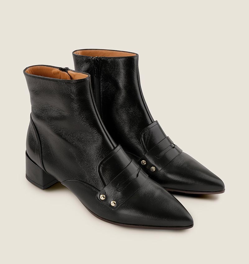 JEYBO BLACK CHiE MIHARA boots