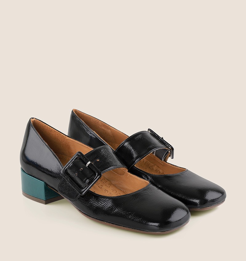 UNARI BLACK GREEN CHiE MIHARA chaussures