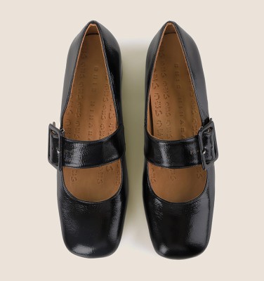 UNARI BLACK GREEN CHiE MIHARA shoes