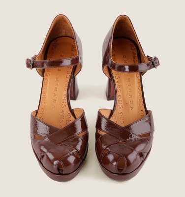 DEMIN BROWN CHiE MIHARA shoes