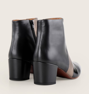 NUSCA BLACK CHiE MIHARA botas