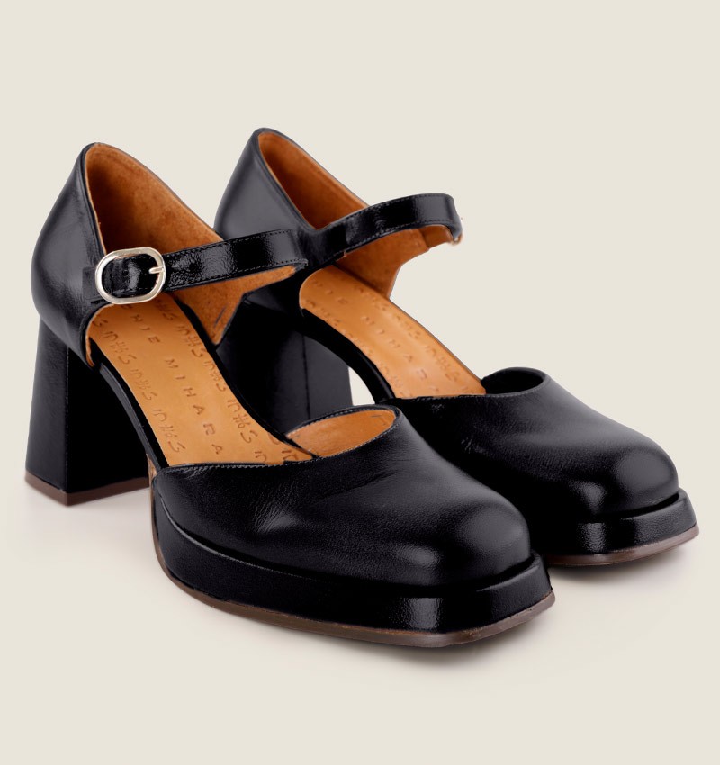 KANTE BLACK CHiE MIHARA zapatos