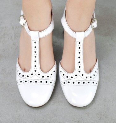 MIRA BLACK AND WHITE CHiE MIHARA shoes