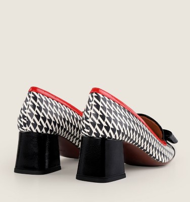 VYLANO BLACK RED CHiE MIHARA shoes